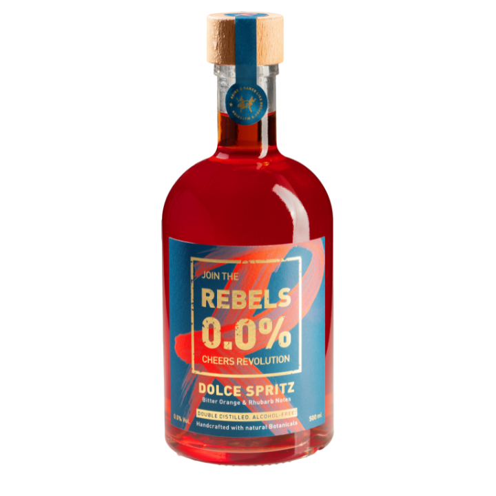 Rebels 0.0% Dolce Spritz non alcoholic spritz bottle on a white background